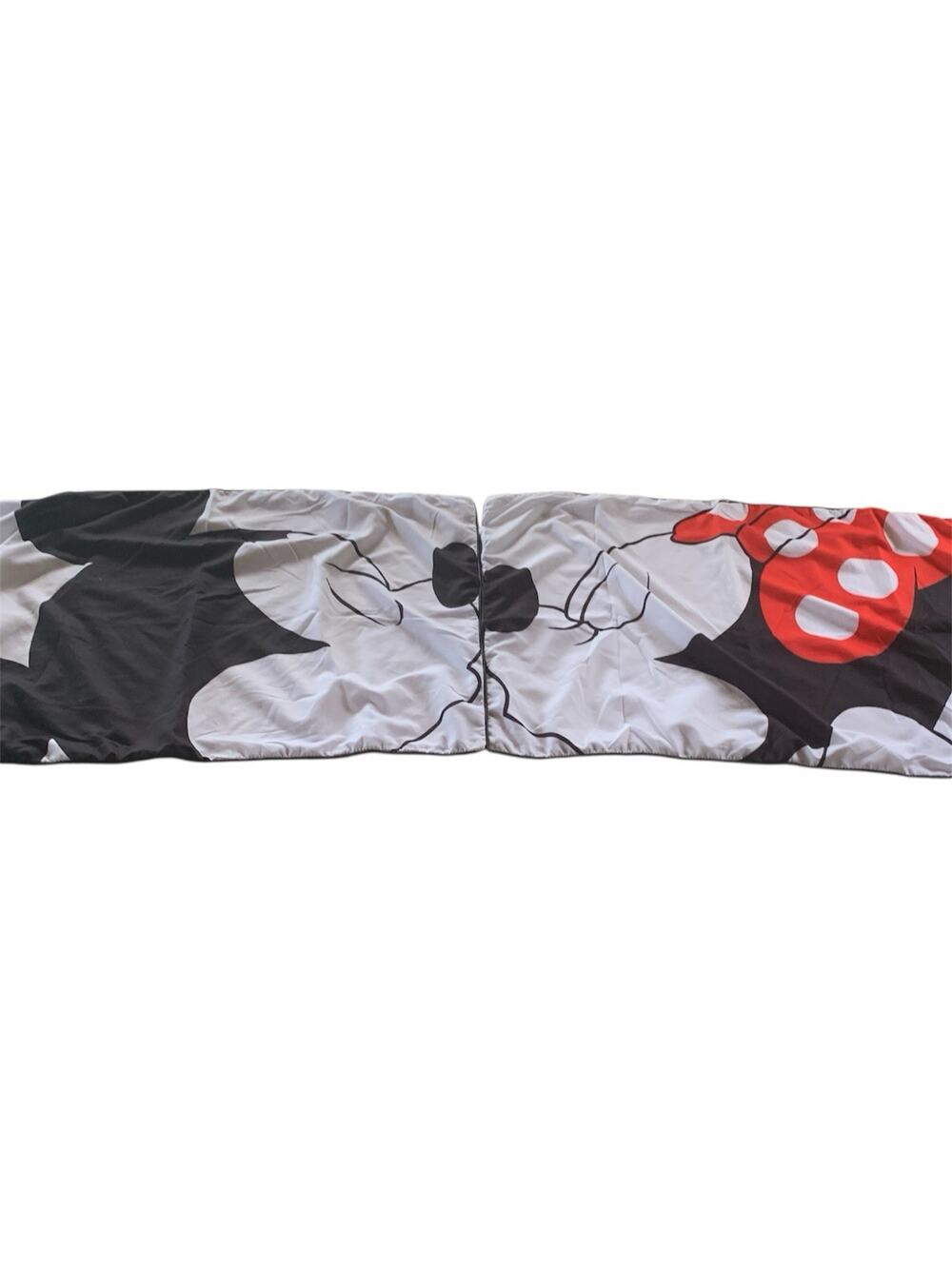 Set of 2 Standard Pillow Shams Mickey Minnie Mouse Kissing Pillowcases Disney